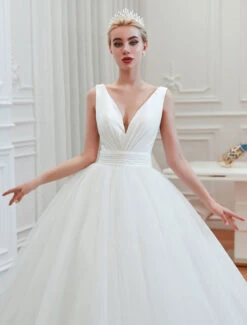 Princess Wedding Dress 2023 Ball Gown V Neck Sleeveless Court Train Bridal Gowns Free Customization -Dresses Store 201910141105147347779