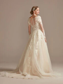 Wedding Gowns With Train A-Line Long Sleeves Tulle V-Neck Ivory Lace Bridal Gowns -Dresses Store 202102011442011157657