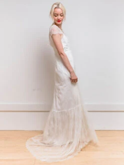 White Simple Causal Wedding Dress Satin Fabric V-Neck Short Sleeves Backless A-Line Long Bridal Gowns Free Customization -Dresses Store 202104261859251517221