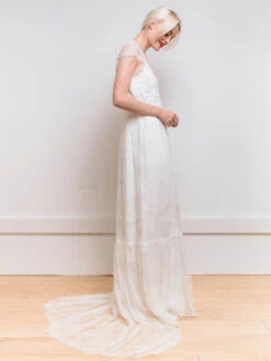 White Simple Causal Wedding Dress Satin Fabric V-Neck Short Sleeves Backless A-Line Long Bridal Gowns Free Customization -Dresses Store 202104261859257994910