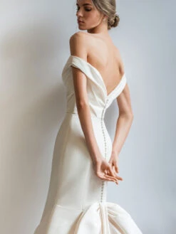 Ivory Mermaid Wedding Dress With Train Sleeveless Bows Off The Shoulder Satin Fabric Bridal Gowns Free Customization -Dresses Store 202108221253413355743