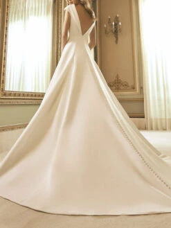 Ivory Vintage Plus Size Wedding Dresses Jewel Neck Short Sleeves Satin Fabric With Train Bridal Dress Free Customization -Dresses Store 202112161326056644471