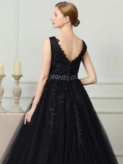 Black Wedding Dresses A-Line Sleeveless Lace Bridal Gown With Train Free Customization -Dresses Store 202204251805215714623