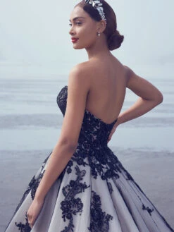 Black Wedding Dresses A-Line Sleeveless Lace With Train Bridal Gown Free Customization -Dresses Store 202210181757043043277