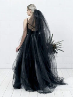 Black Loyal Wedding Dresses 2023 Velour A-Line Sleeveless Pleated With Train Bridal Dress Free Customization -Dresses Store 202212071050476228474