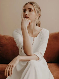 Vintage Wedding Dresses Floor-Length V-Neck Half Sleeves Traditional Dresses For Bride -Dresses Store 202301141217599963172