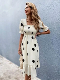 Polka Dot Square Neck Short Sleeves Midi Dress -Dresses Store 202303011514352935413