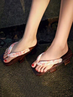 Geta Sandals Japanese Costume Shoes Wooden Slippers Kimono Flip Flops Yukata Clogs -Dresses Store a48fa12f bd99 4313 a4f8 5db46204cc88